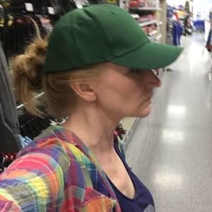 Meet your Posher, Tara